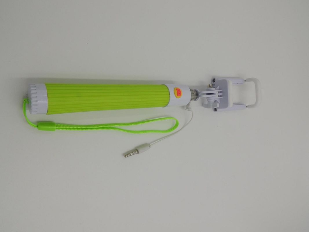 Green Cell Phone Selfie Stick , Extendable Cable Stick Customized